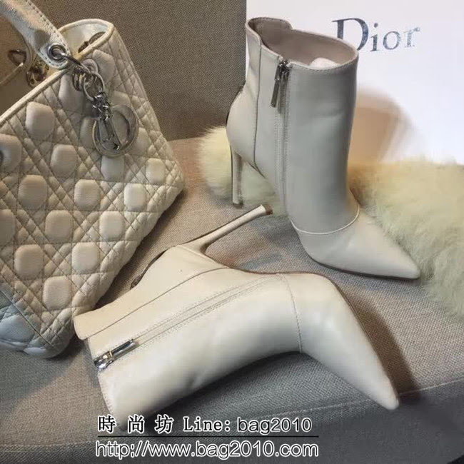 DIOR迪奧 2017春季新款 幸運五角星 尖頭高跟 牛皮女短靴 QZS1873
